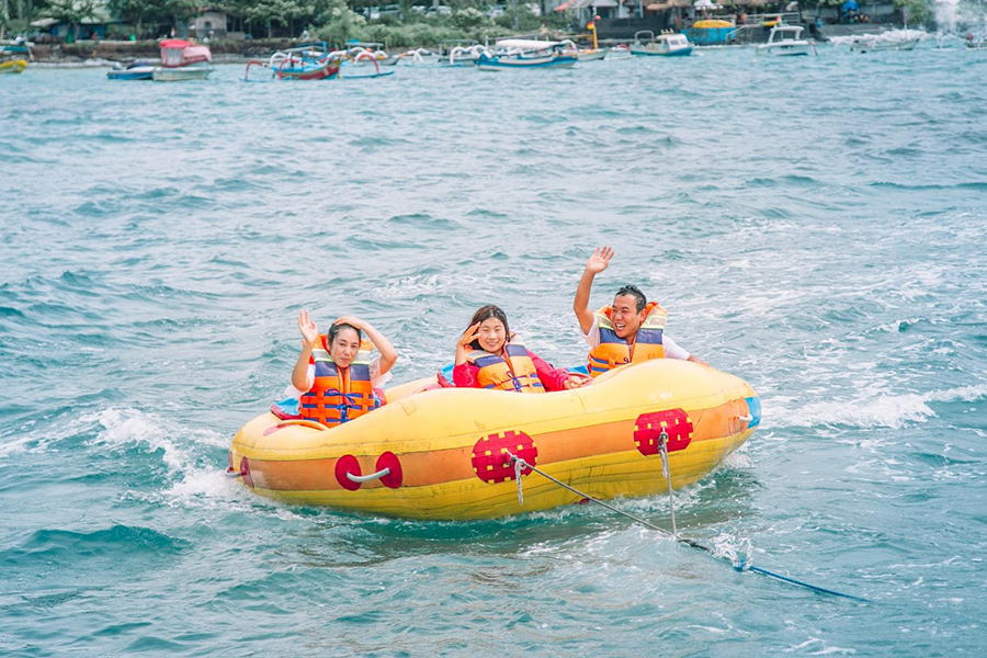 Rolling Donut | Watersport Tour | Bali Komodo Beyond | Bali Tours