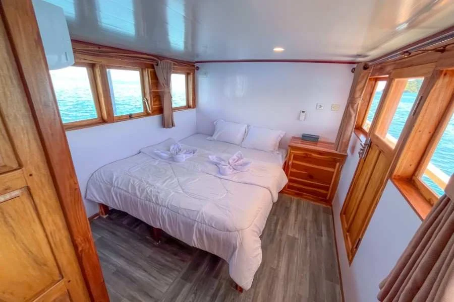 KLM Private Cabin 2 | Komodo Island Tour | Bali Komodo Beyond | Komodo Island Tour