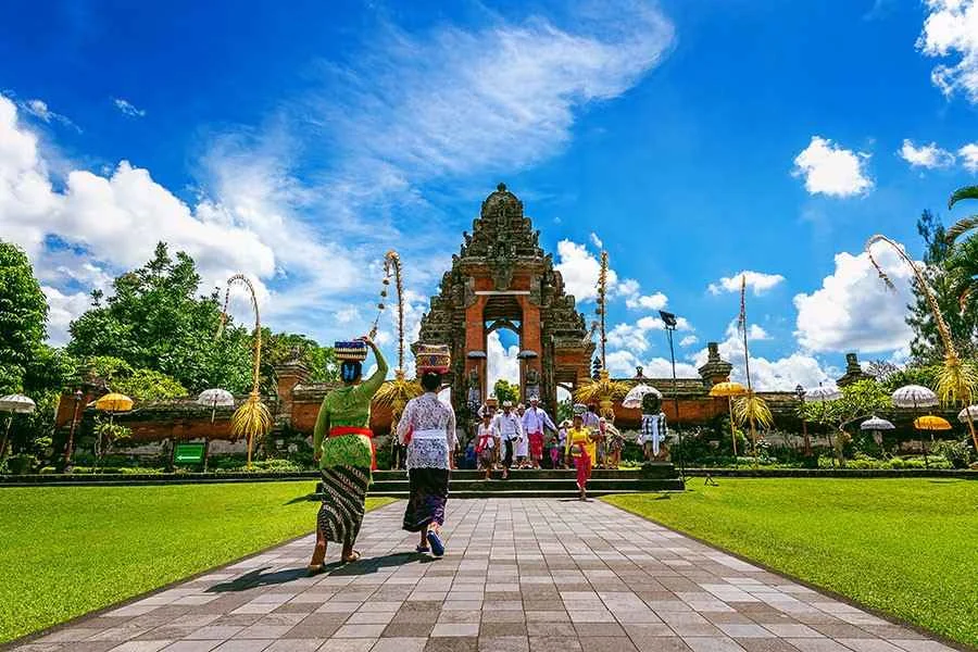 Taman Ayun Temple | Bedugul Tour | Bali Komodo Beyond | Bali Tours