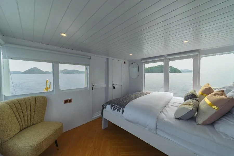 Zada Mega Master Bedroom | Komodo Island Tour | Bali Komodo Beyond | Komodo Island Tour