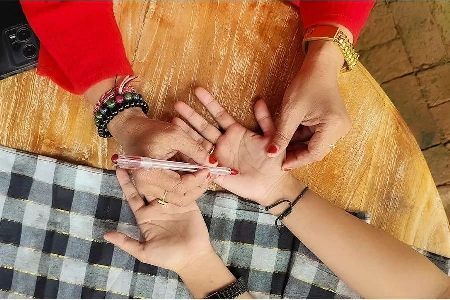 Bali Palm Reading Experience | Bali Palm Reading Experience | Bali Komodo Beyond | Bali Tours