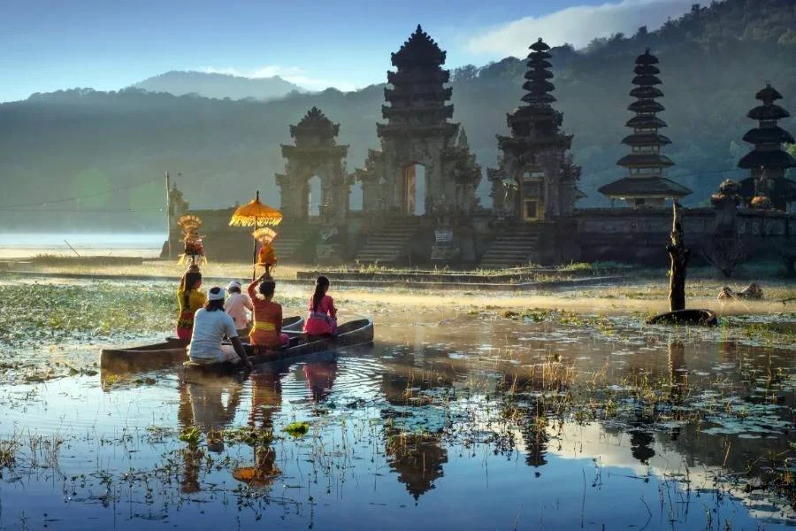 Bedugul Twin Lakes | Bedugul Tour | Bali Komodo Beyond | Bali Tours