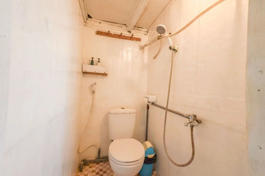 Hatira Deluxe Bathroom | Komodo Island Tour | Bali Komodo Beyond | Komodo Island Tour