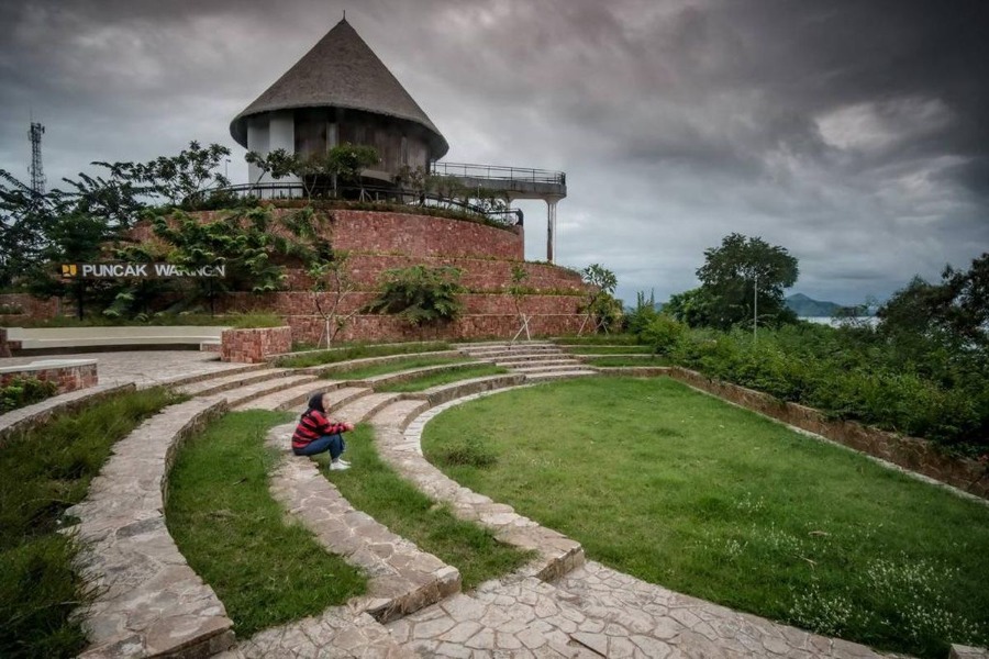 Puncak Waringin Viewpoint | Komodo Island Tour | Bali Komodo Beyond | Komodo Island Tour